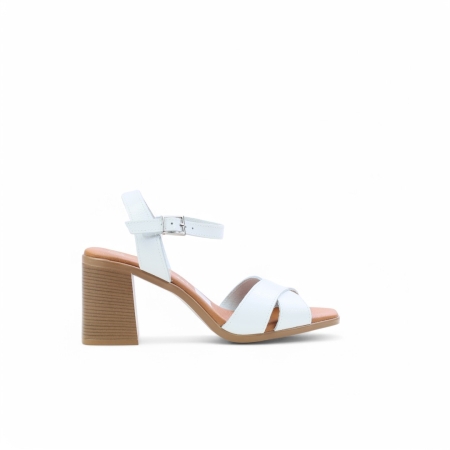 Дамски ежедневни сандали от естествена кожа в бяло 5620 Oh My Sandals