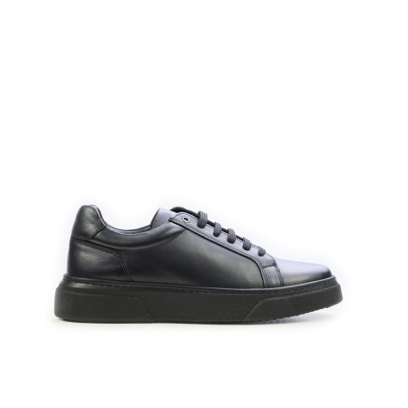 Мъжки спортни обувки от естествена кожа черни 106-010