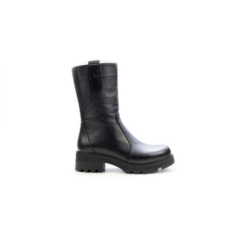 Дамски ежедневни боти в комбинация естествена кожа и естествен лак черни 11-1612-1-41