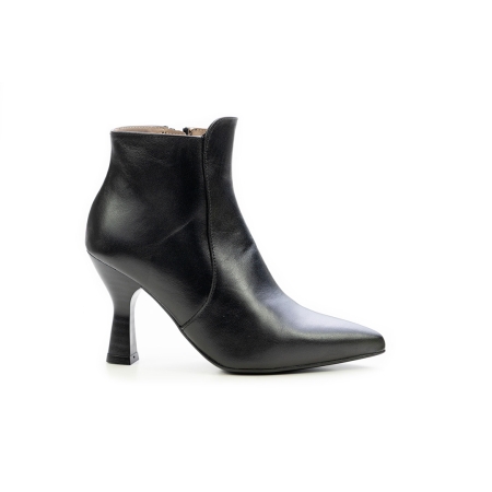 Дамски елегантни боти от естествена кожа черни 6948 H-2652 Patricia Miller