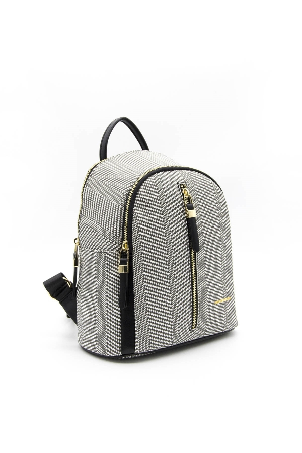 Дамска раница в бяло и черно 901 M132 Hasir Silver&Polo
