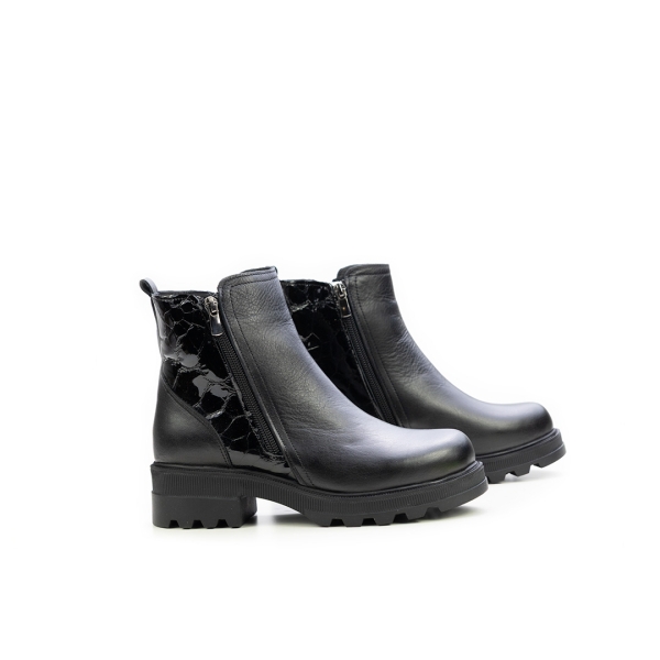 Дамски ежедневни боти в комбинация естествена кожа и естествен лак черни 1060
