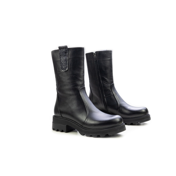 Дамски ежедневни боти в комбинация естествена кожа и естествен лак черни 11-1612-1-41