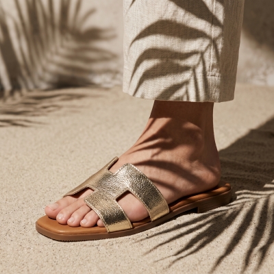 Дамска ежедневни чехли от естествена кожа в злато 5810 Oh My Sandals