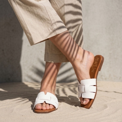 Дамски ежедневни чехли от естествена кожа в бяло 5800 Oh My Sandals