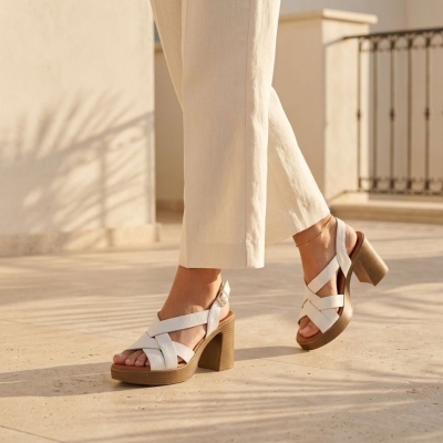 Дамски ежедневни сандали от естествена кожа в бяло 5938 Oh My Sandals