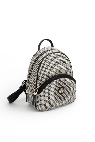 Дамска раница в бяло и черно 945 M204 Silver&Polo